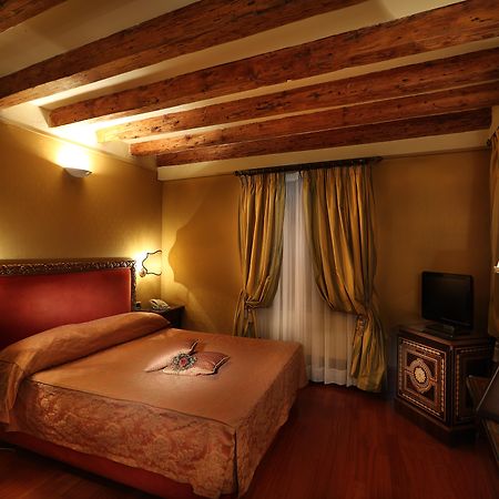 Hotel Colombina Venezia Esterno foto