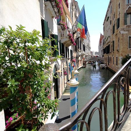 Hotel Colombina Venezia Esterno foto