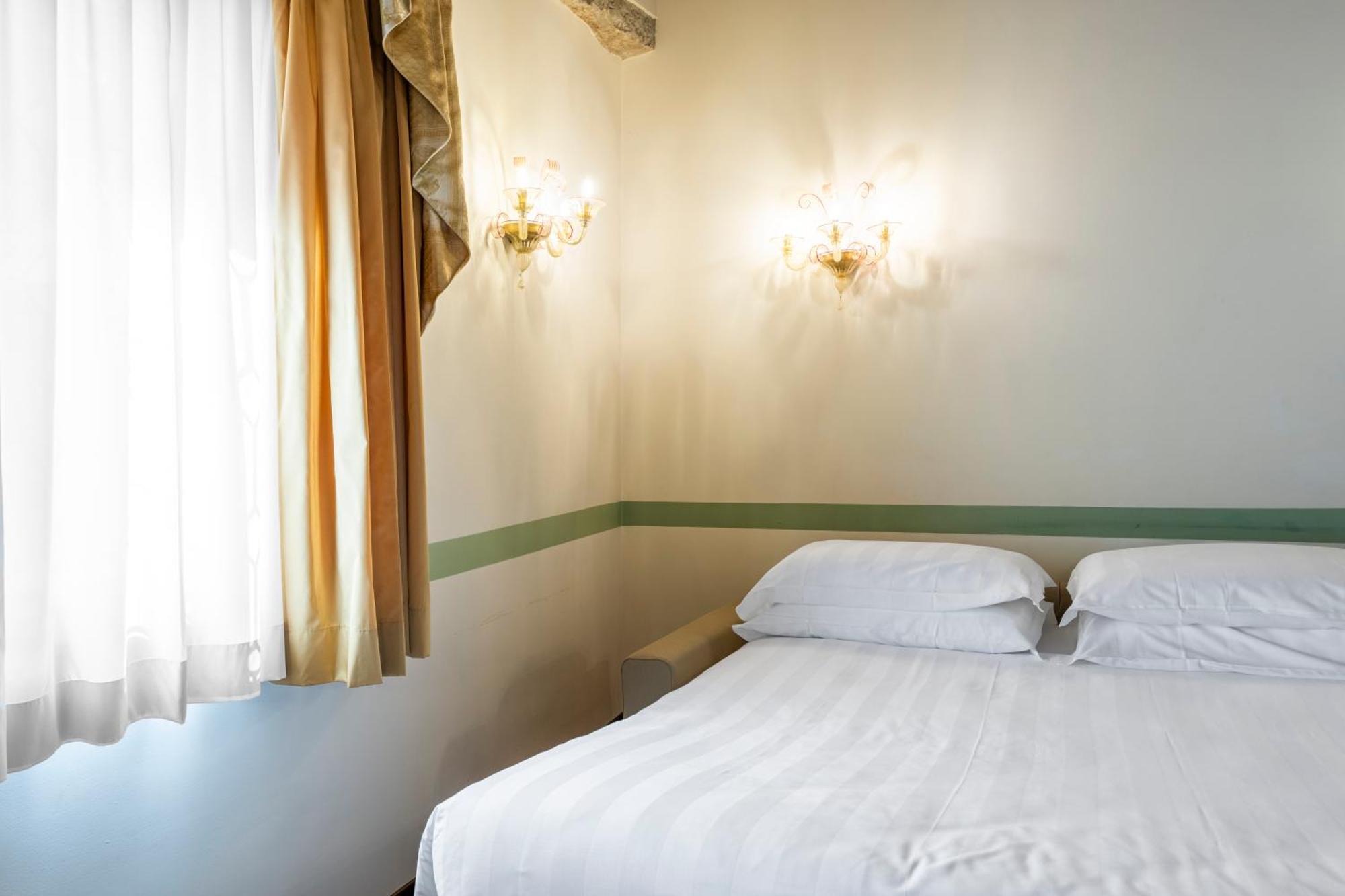 Hotel Colombina Venezia Esterno foto