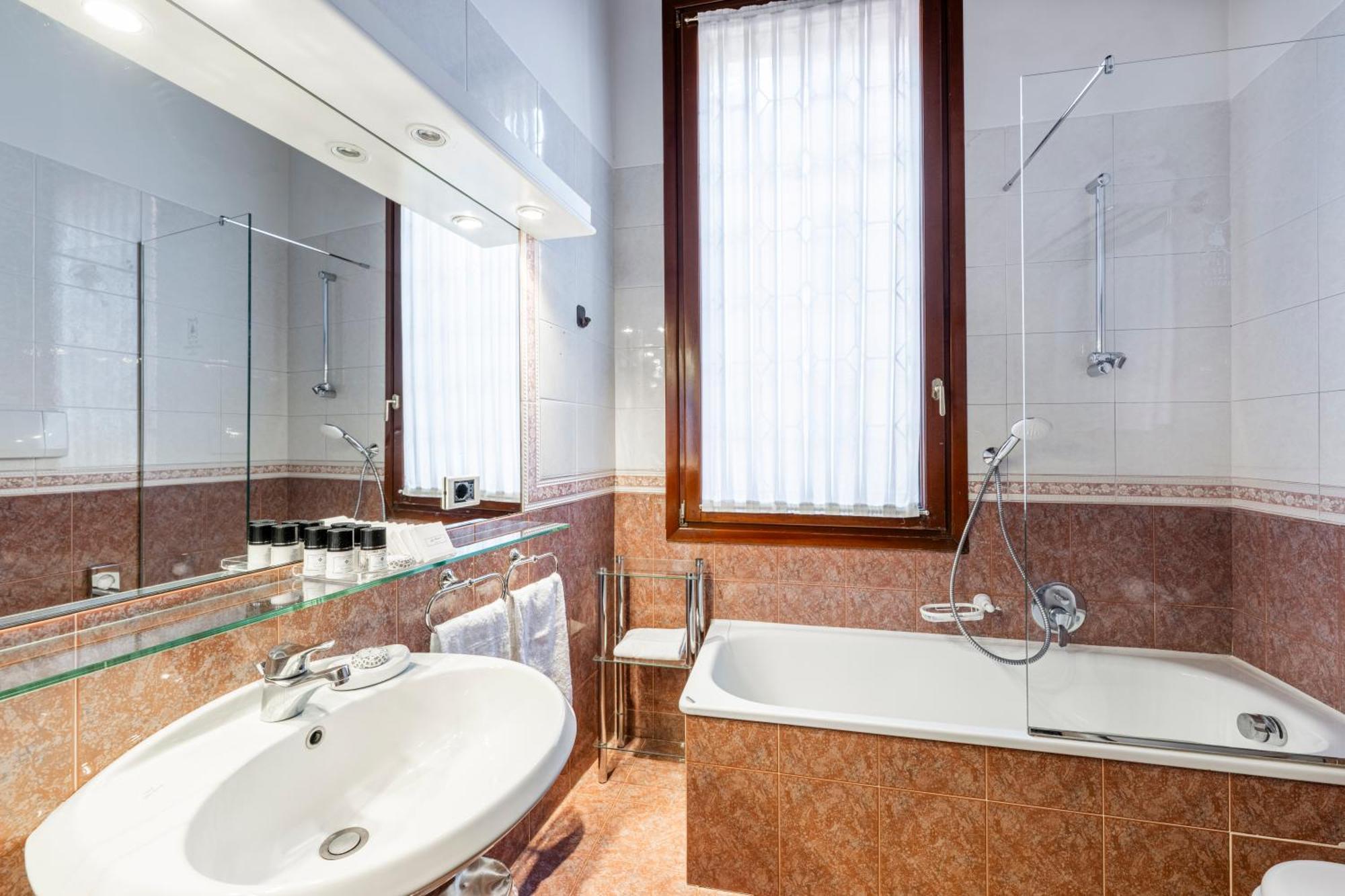 Hotel Colombina Venezia Esterno foto